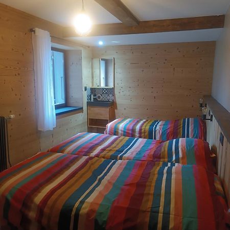 Chambre Les Etoiles De Bevy Septmoncel-Les-Molunes Luaran gambar